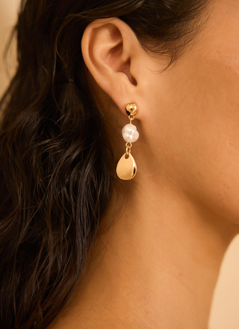 Gold Tone Pearl Drop Earrings