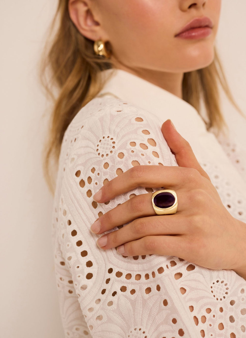 Gold Tone Resin Stone Ring