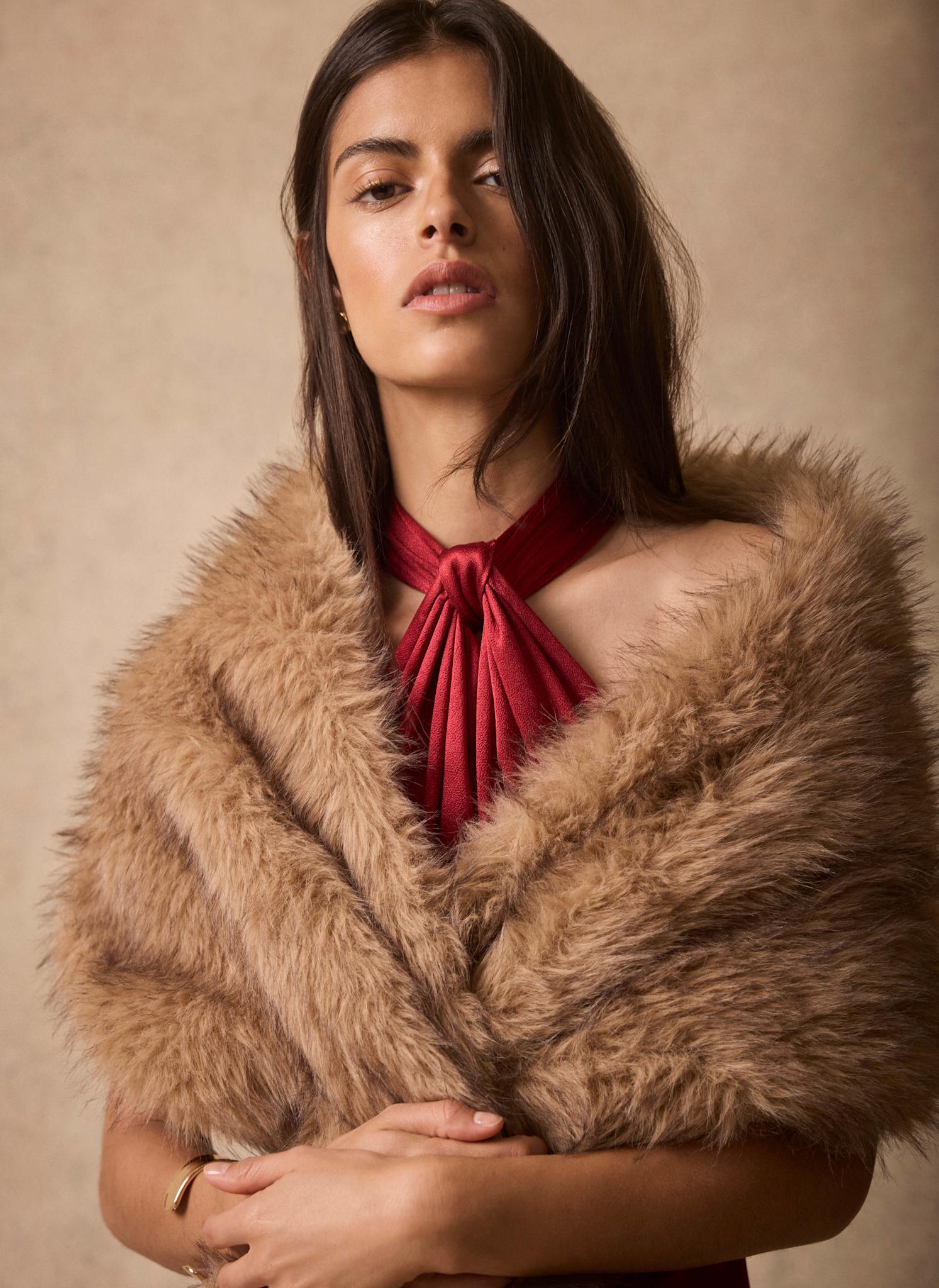 Neutral Faux Fur Scarf – Mint Velvet
