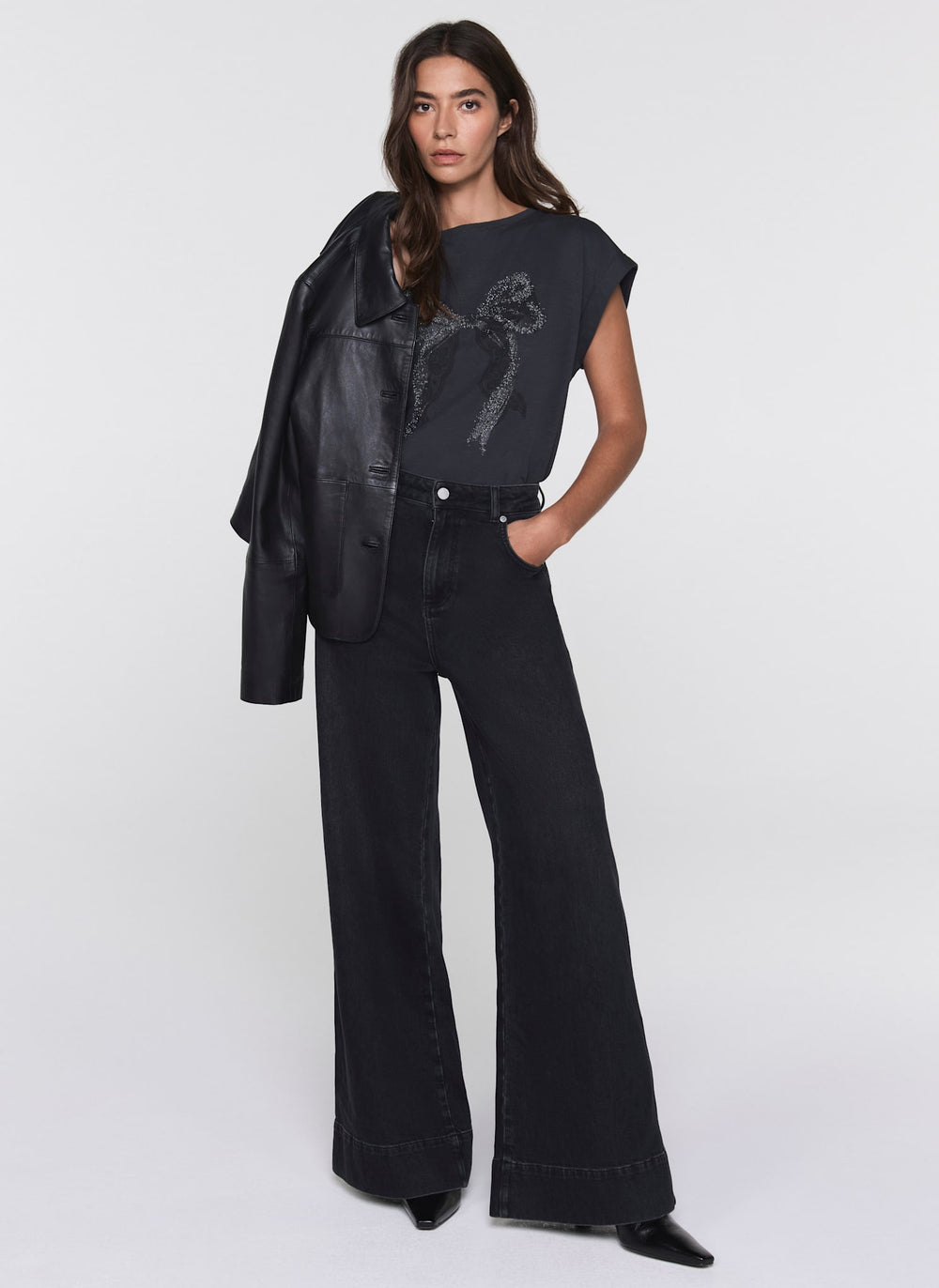 Black Cotton Bow Graphic T-Shirt