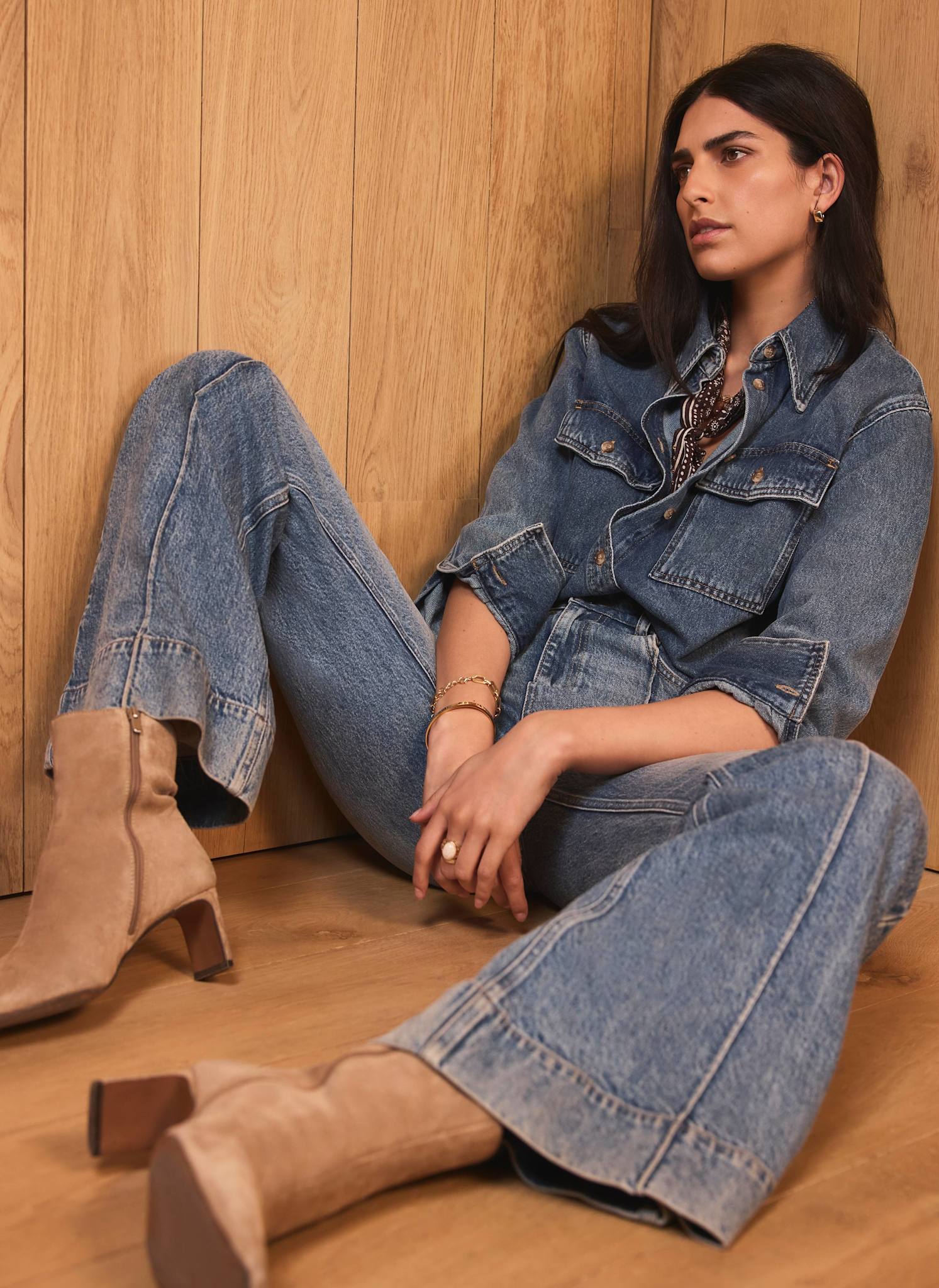 Mid Indigo 70s Flared Jeans – Mint Velvet