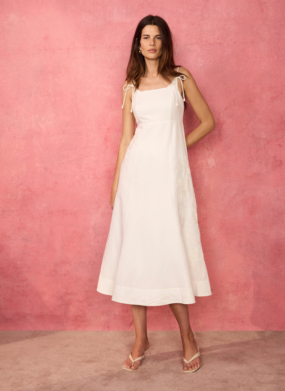 Mint Velvet White Beige Blend Embroidered Midi Dress | Size 6 | White | Sleeveless