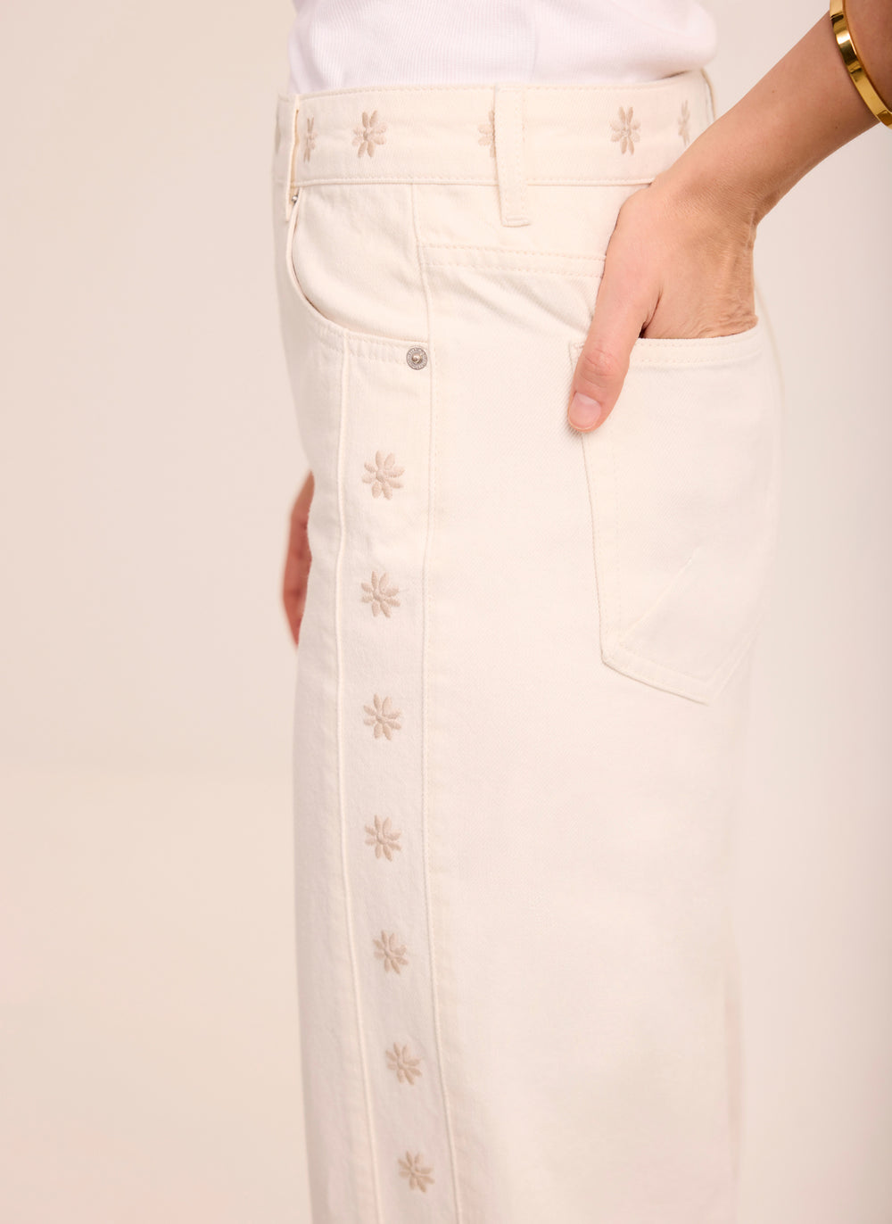 Cream Floral Embroidered Tapered Jeans