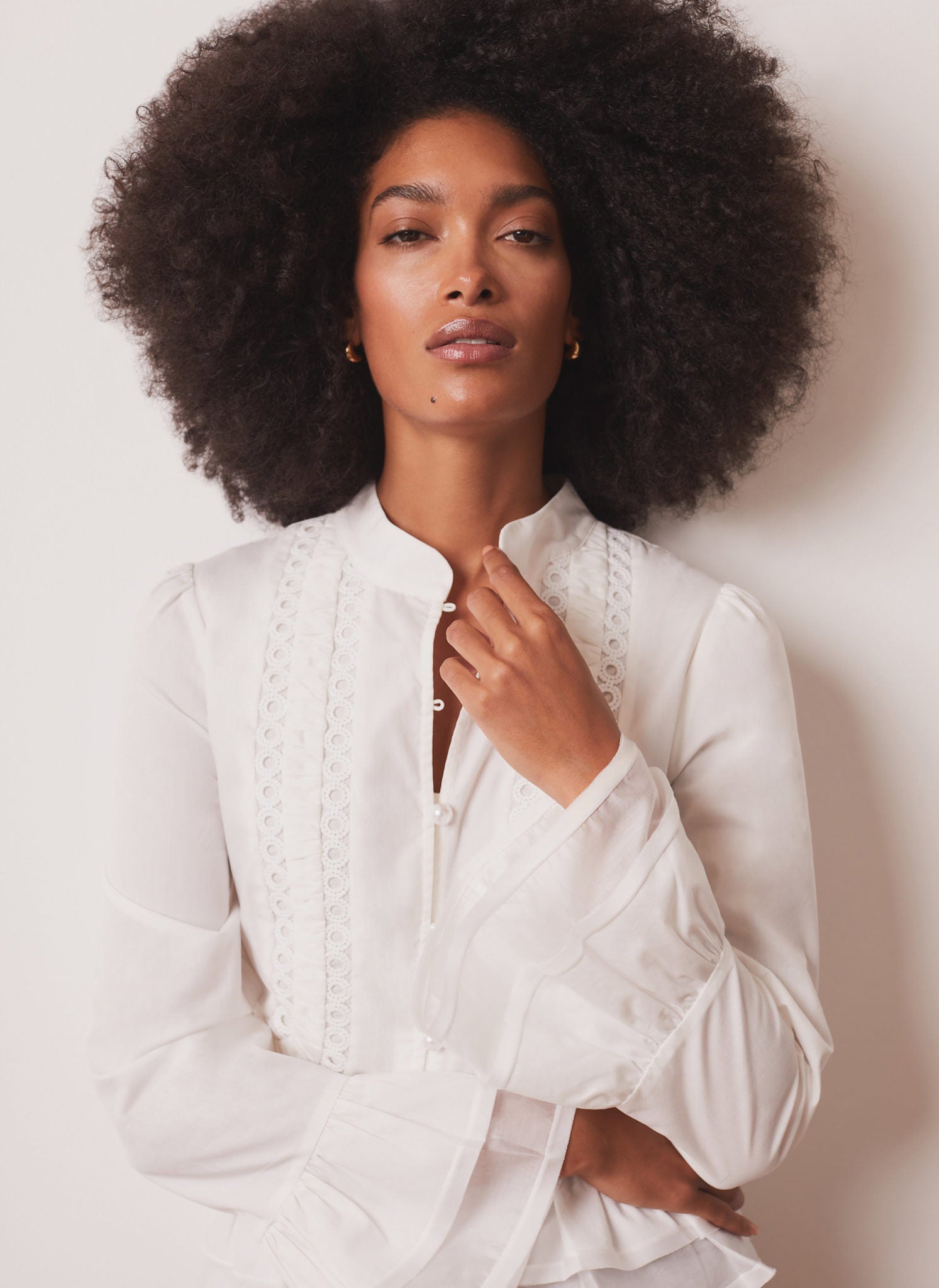 Cream Lace Ruffle Blouse – Mint Velvet