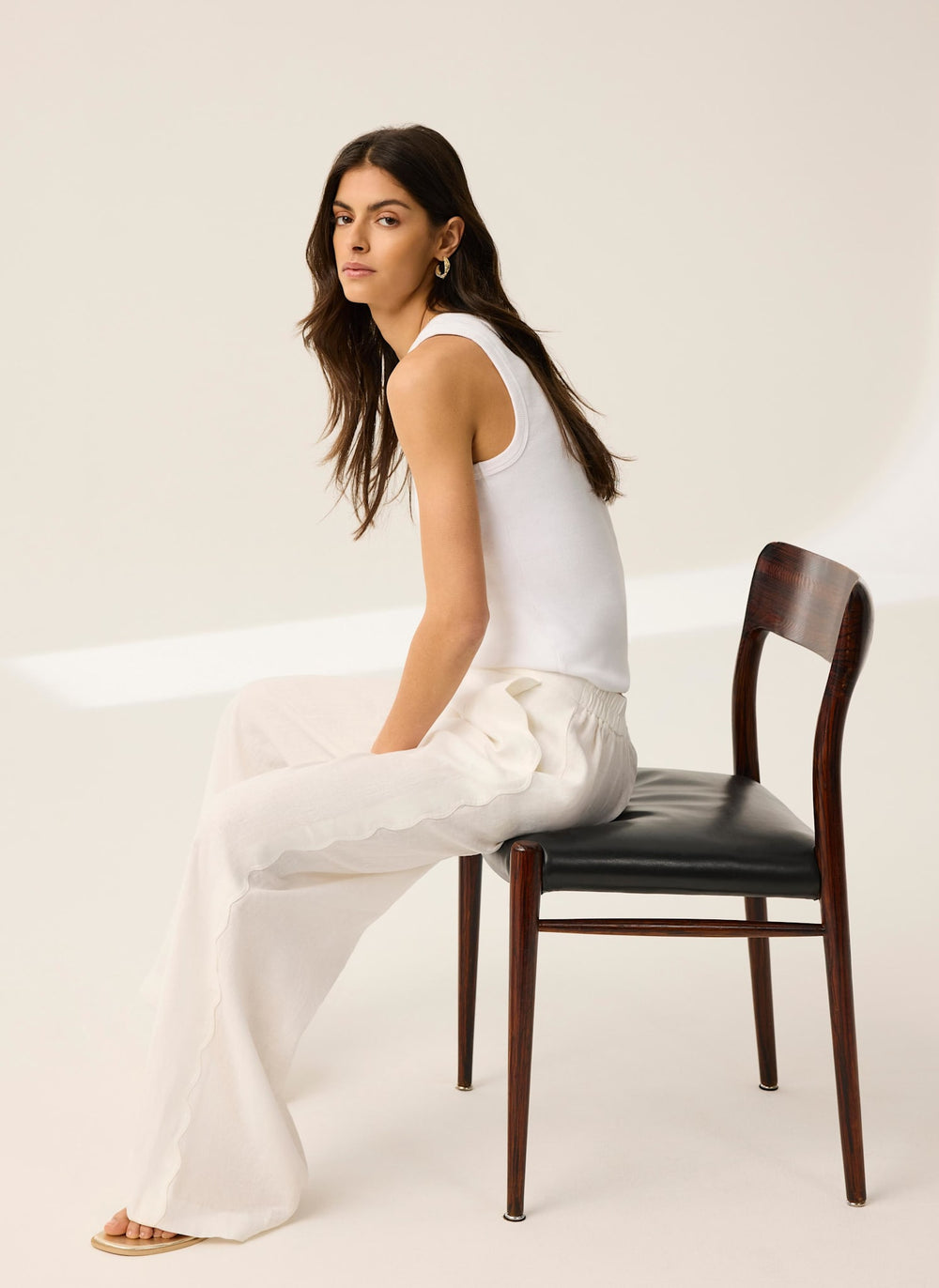 White Linen Scallop Trim Trousers