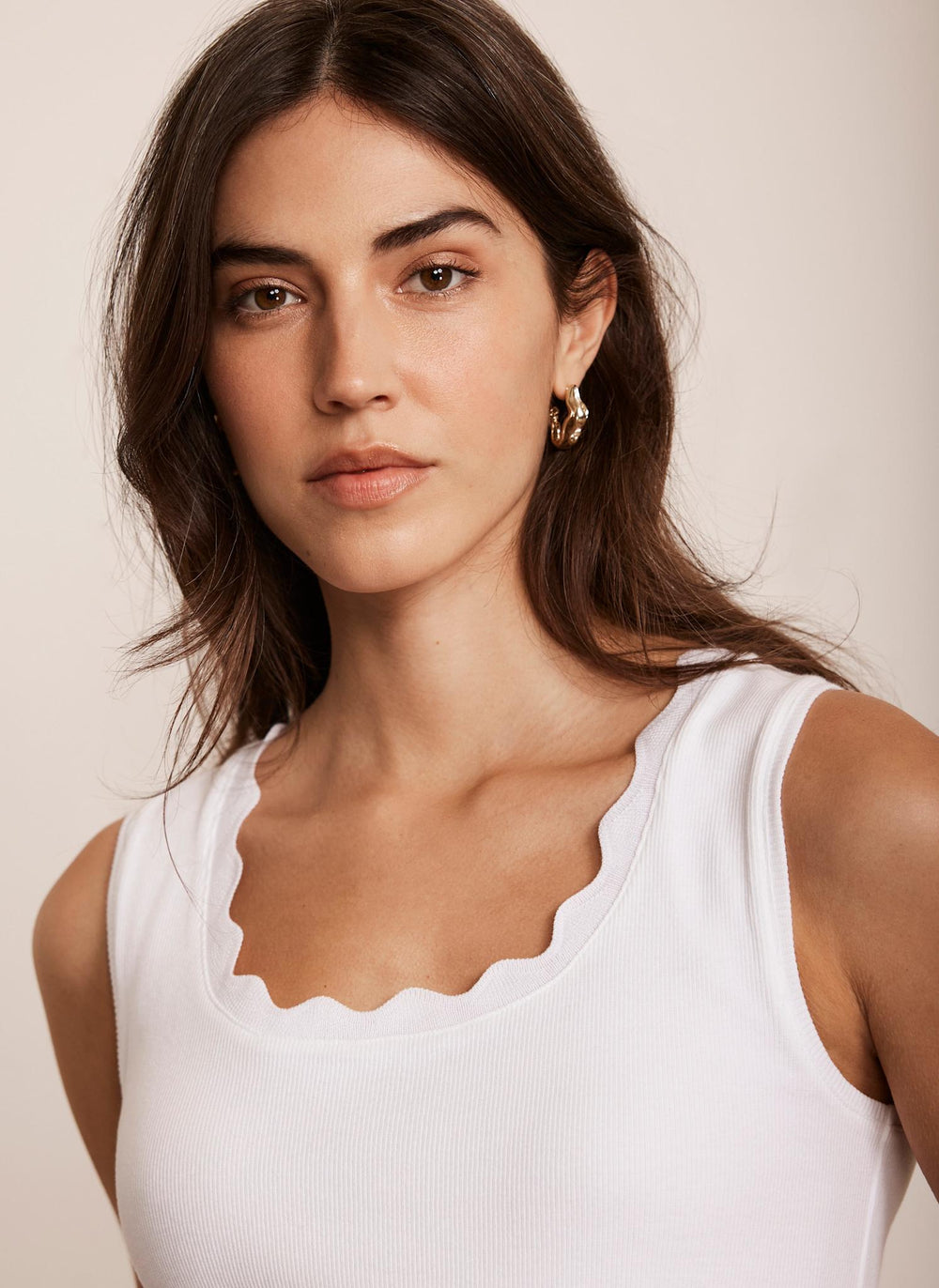 White Scallop Trim Vest Top