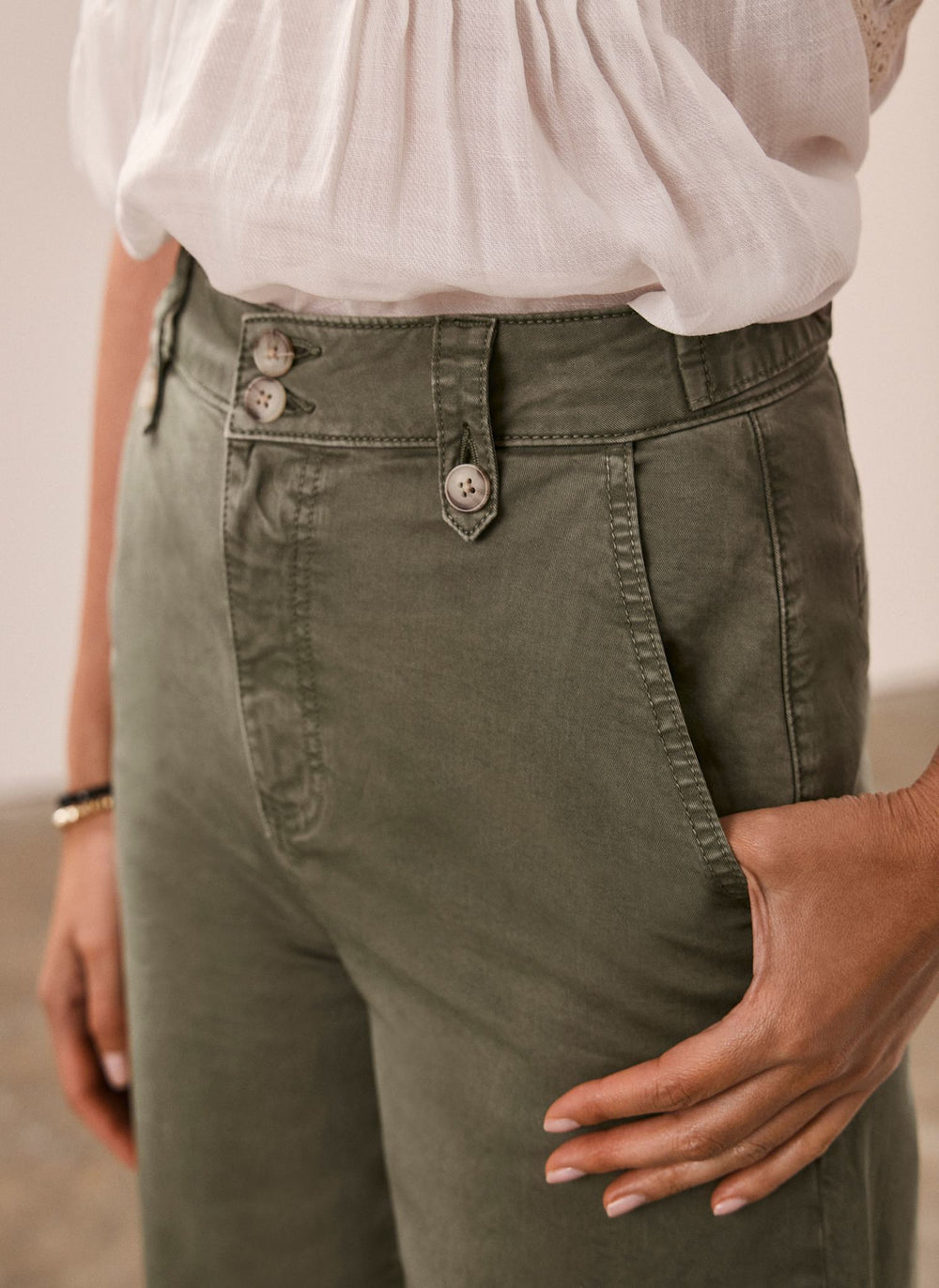 Khaki Barrel Chino Trousers
