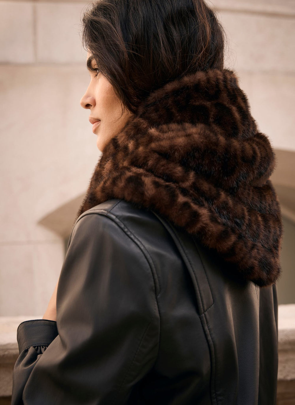 Leopard Print Faux Fur Textured Scarf Collar