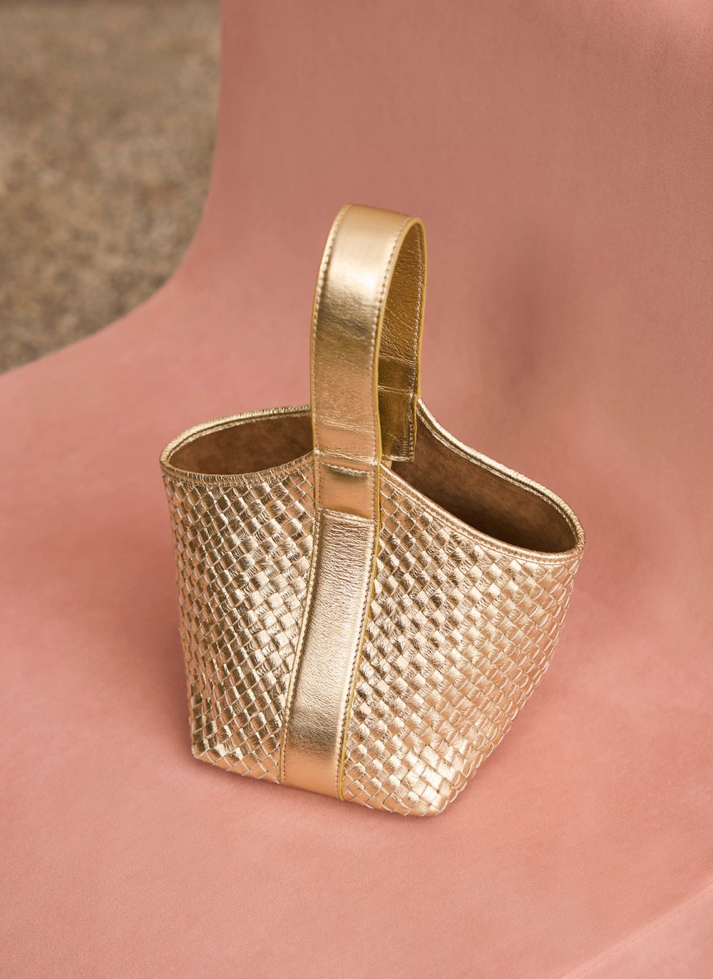 Lola Gold Leather Woven Bucket Bag (Image 6)