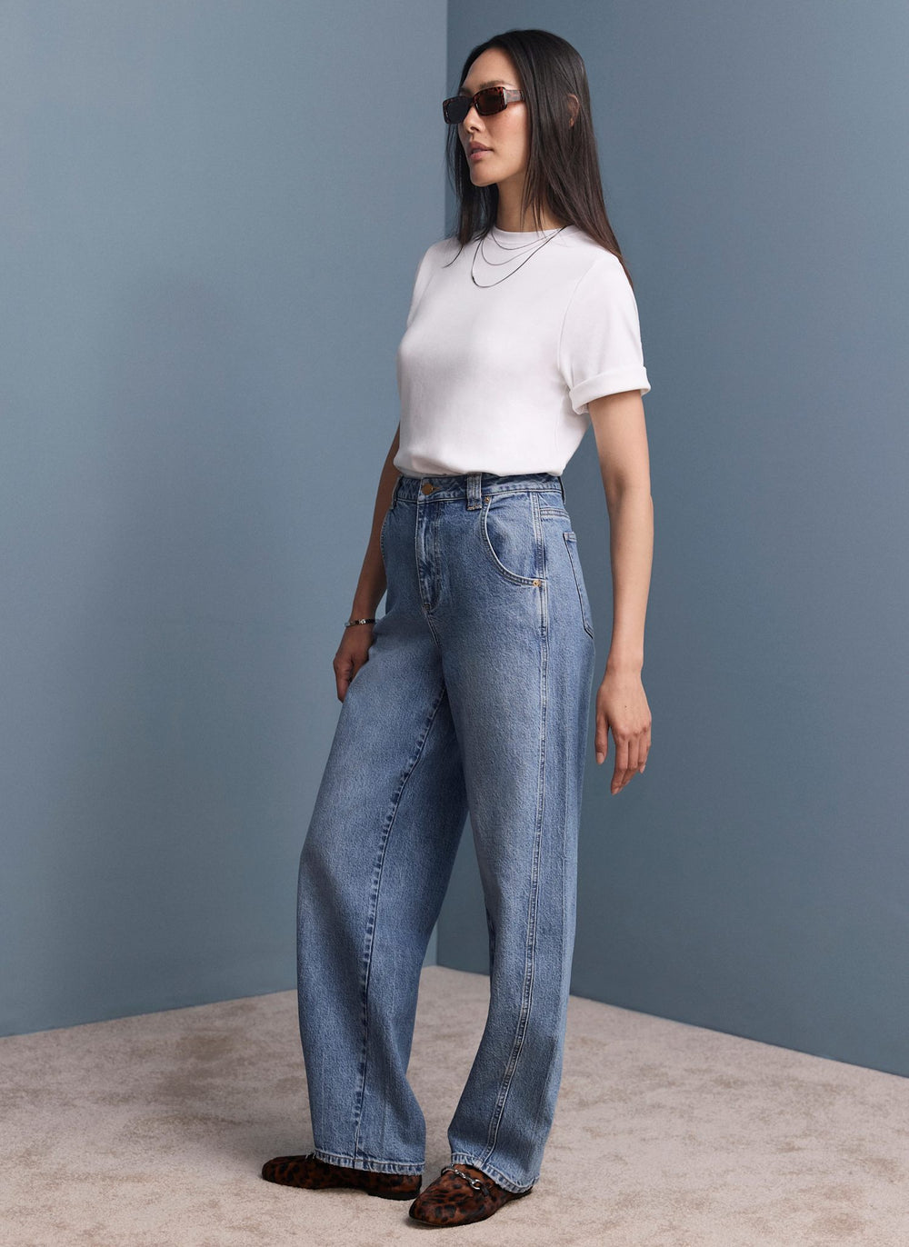 Mid Indigo Ultimate Barrel Jeans