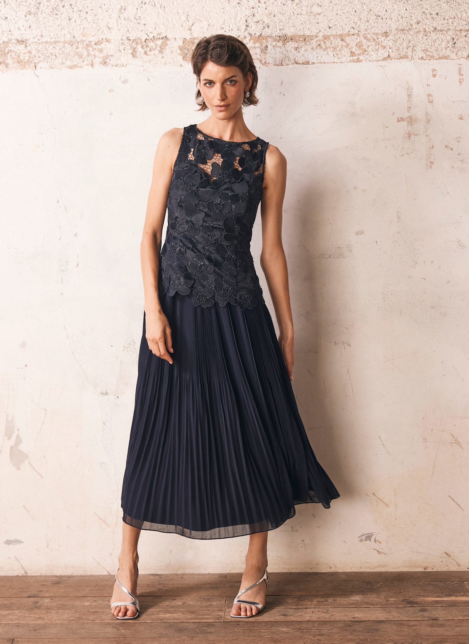 Navy Floral Applique Maxi Dress – Mint Velvet