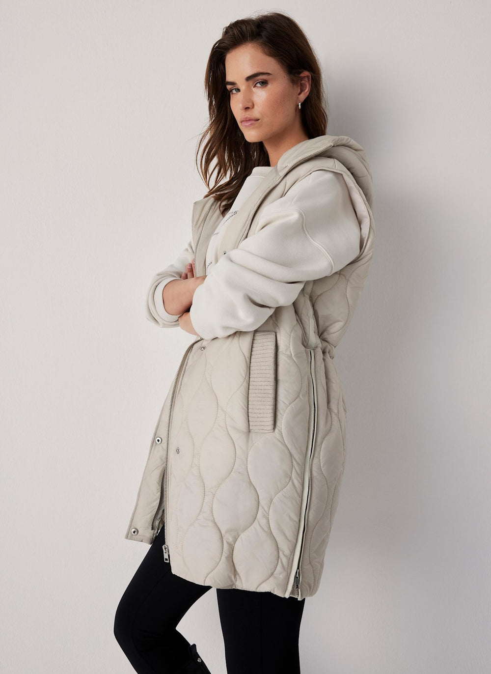 Neutral Quilted Longline Gilet – Mint Velvet