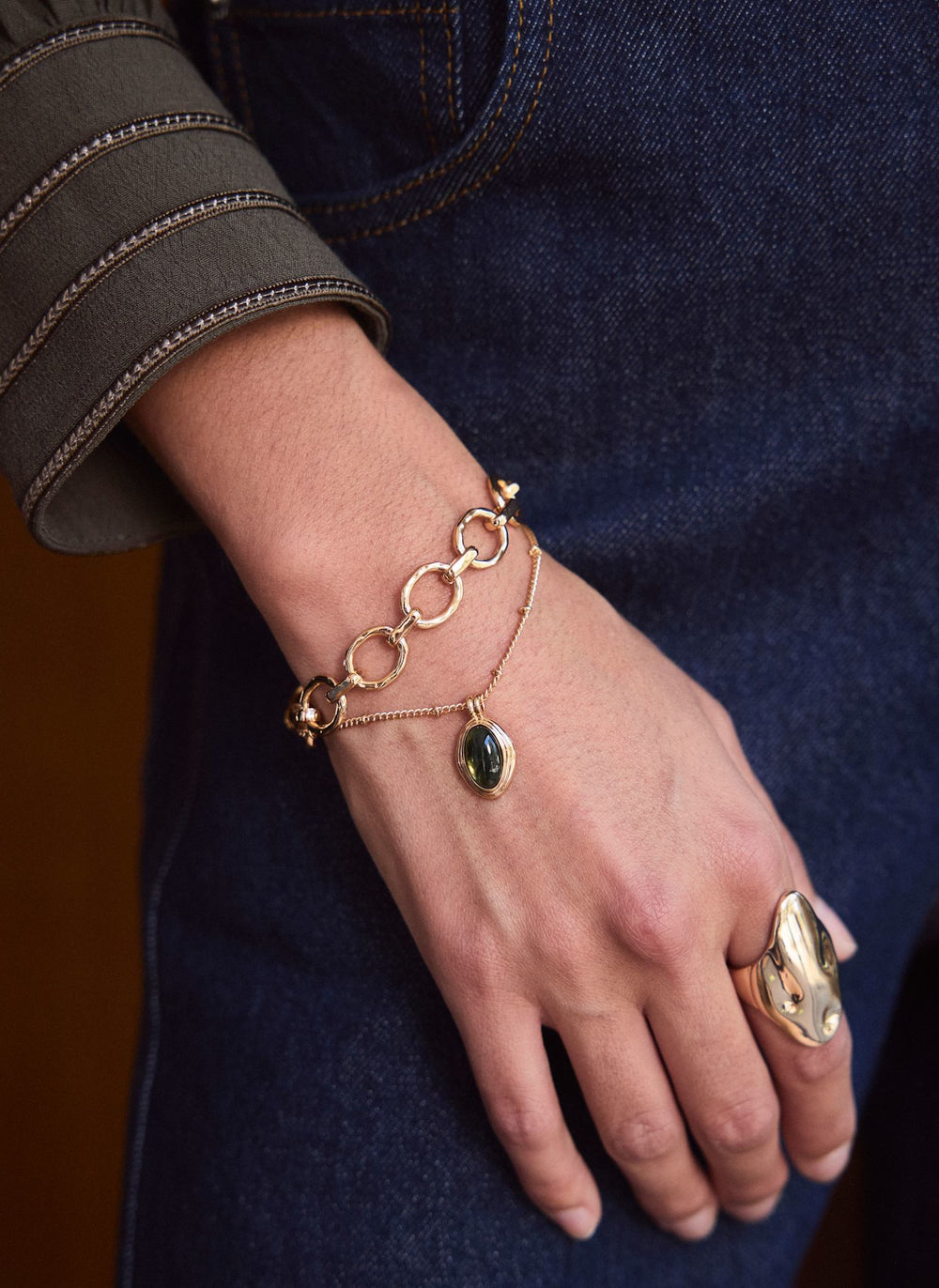 Gold Tone Green Resin Layered Bracelet