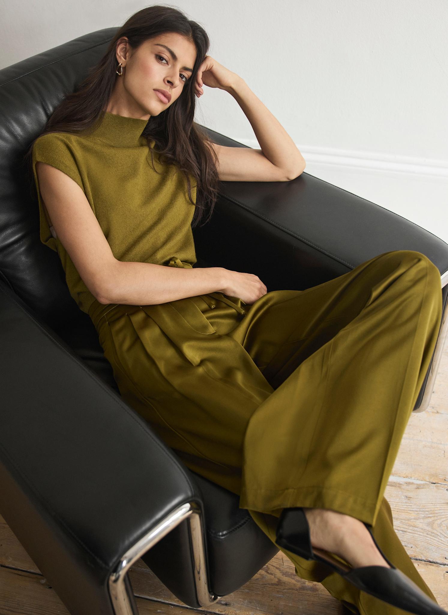 Green Satin Wide Leg Trousers – Mint Velvet