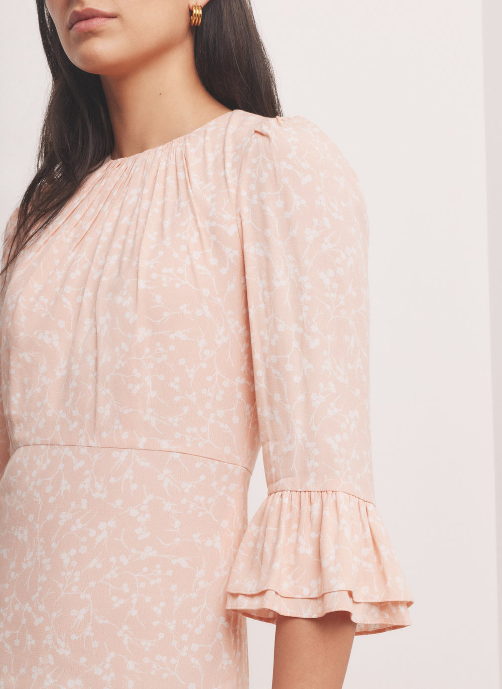 mint velvet pink dress Mint Velvet Pink Beige Blend Tie Detail Maxi Dress | Size 8 | Pink | Short Sleeve