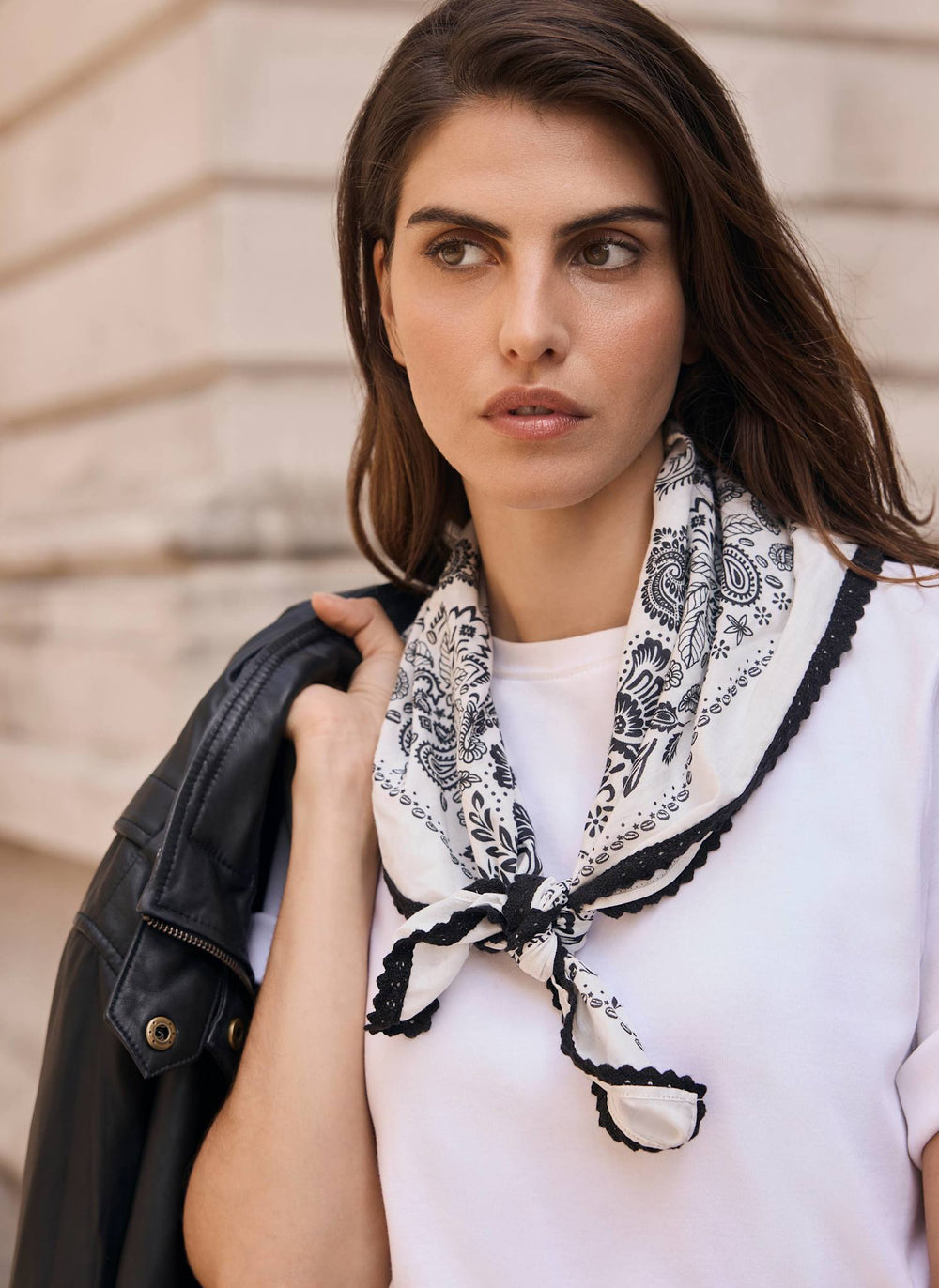 Pippa White Printed Neck Scarf
