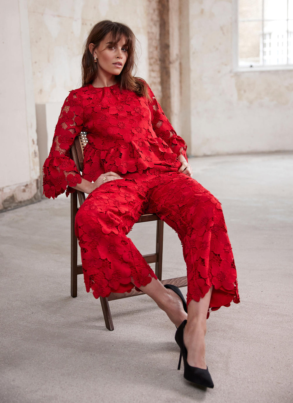 Red Lace Applique Cropped Trousers