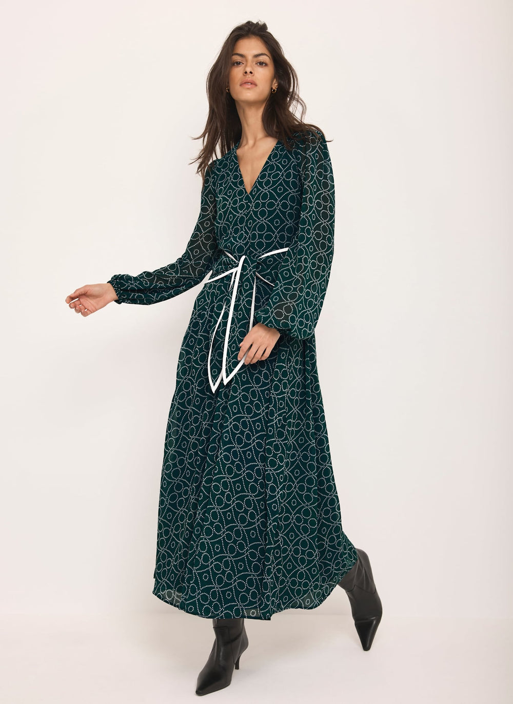 navy blue dress for baby girl The Best Mint Velvet Dresses For A Chic Winter-to-Spring Transition main image 1