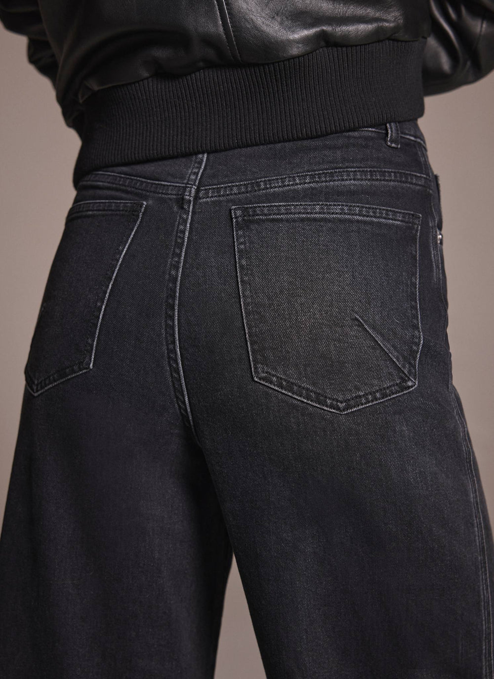 Washed Black Wide Jeans