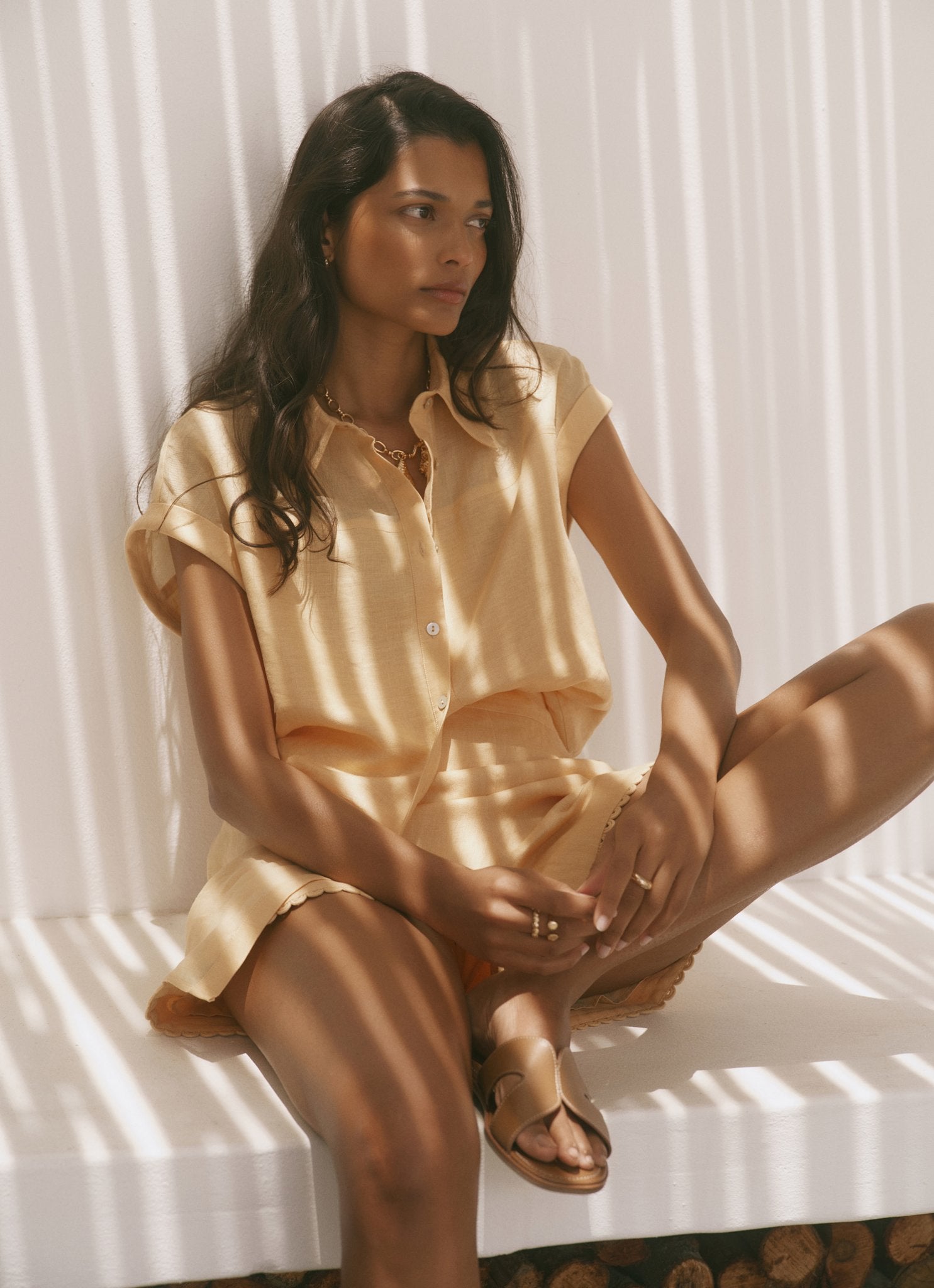 Yellow Linen Scallop Hem Shorts – Mint Velvet